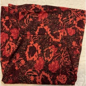 Lularoe skirt